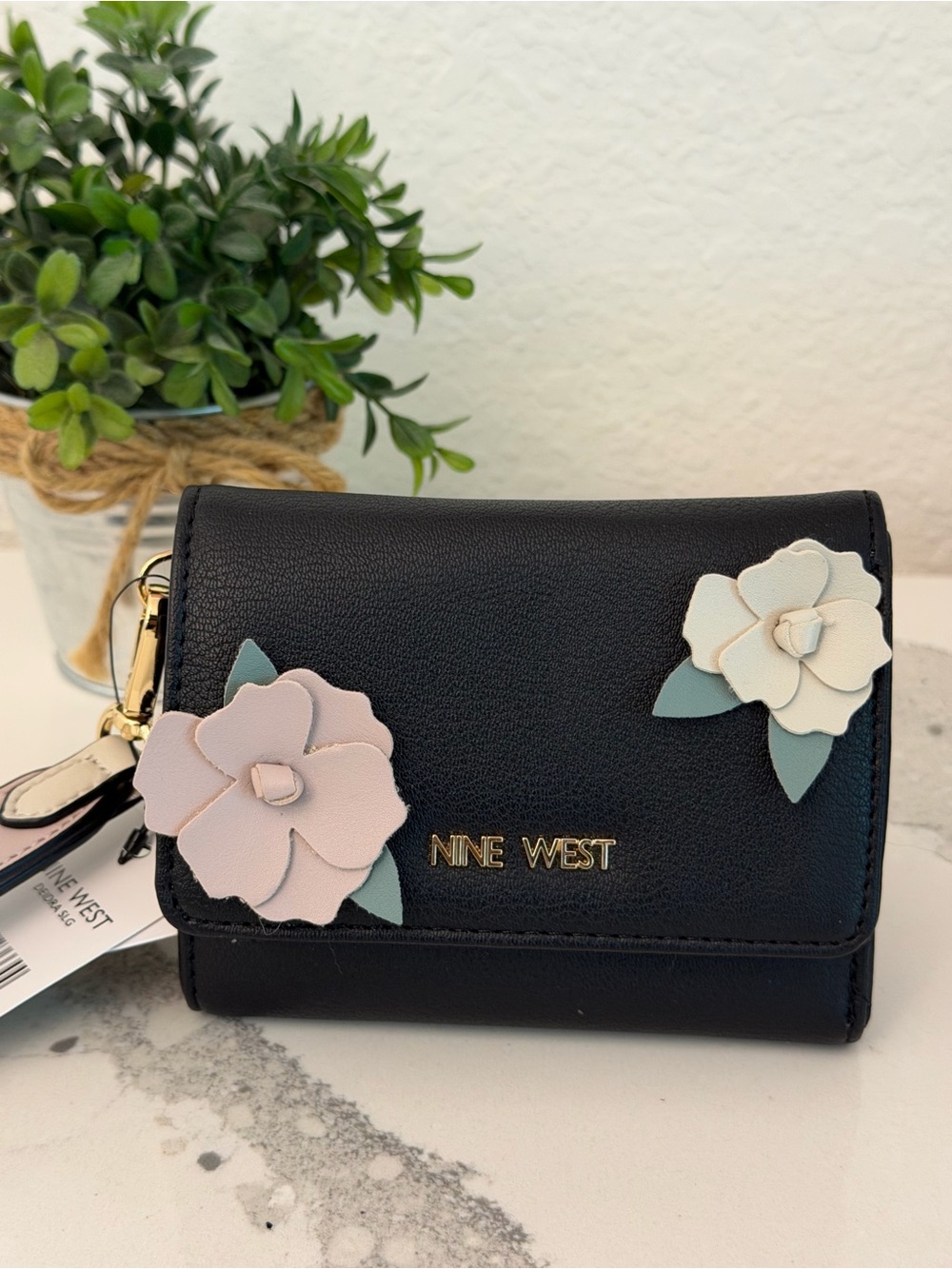 NINE WEST Floral Black Wallet Wristlet NWT